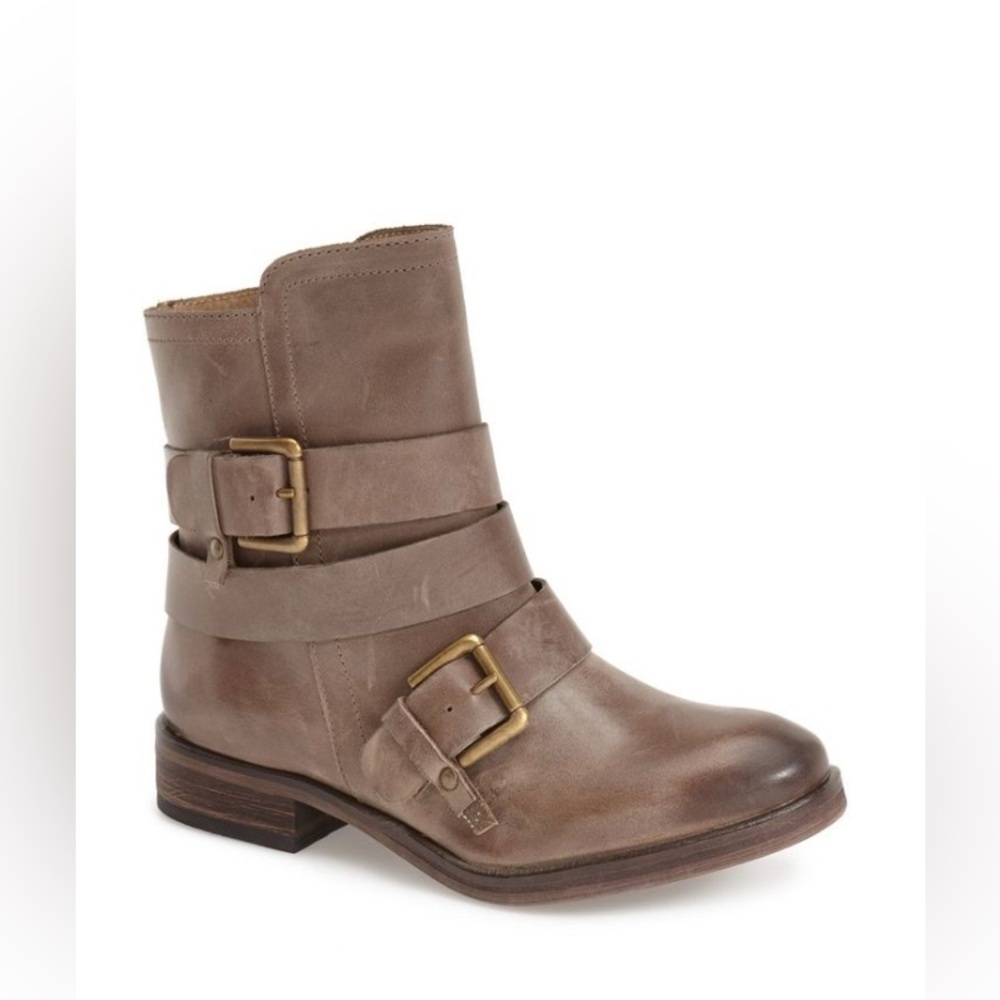 Treasure&Bond 'Sabana' Short Boot